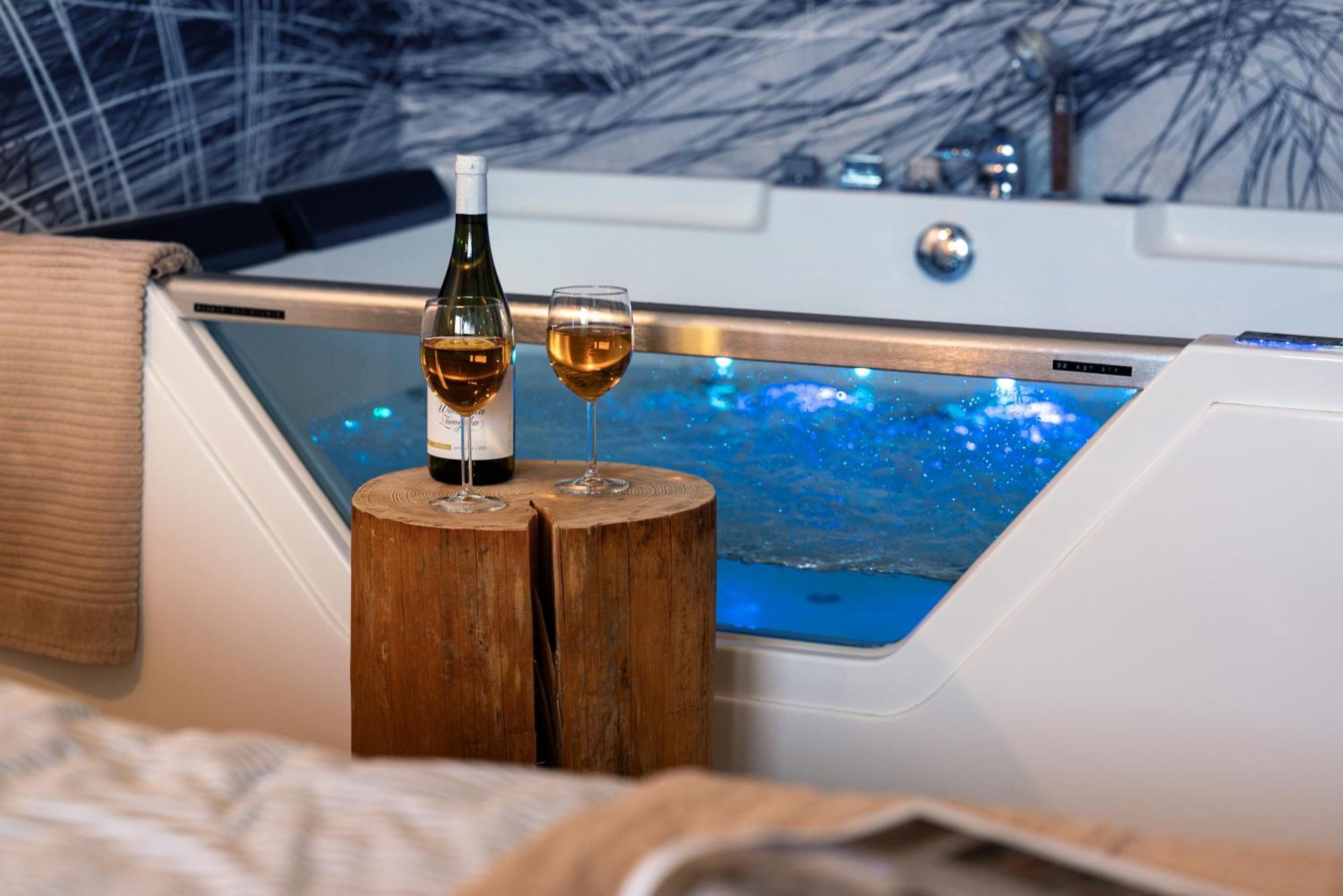 Apartament Z Jacuzzi & Sauna Chillout Kolberg Exterior foto
